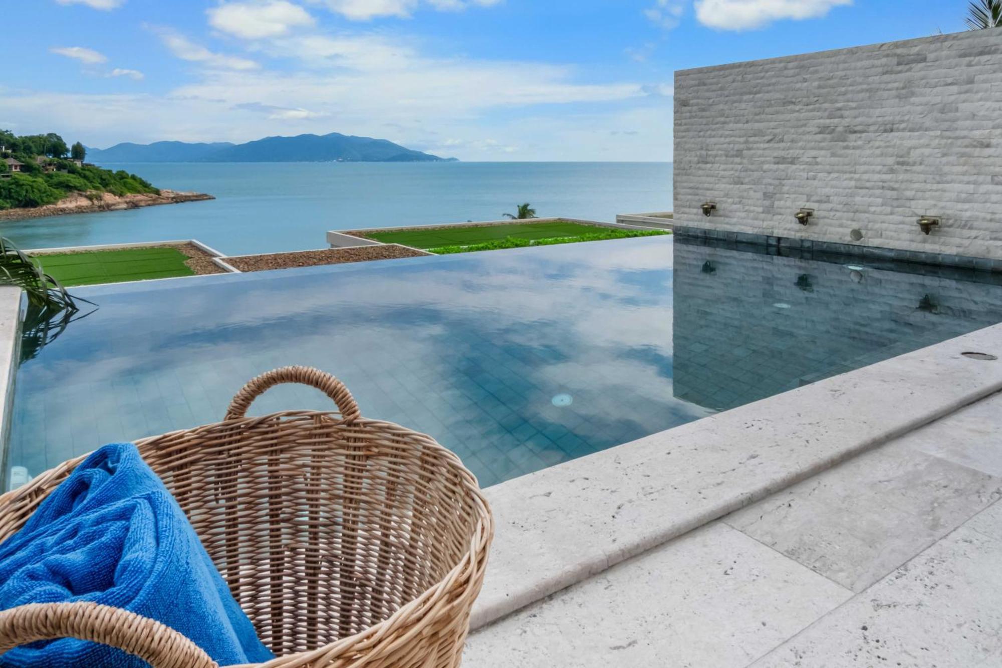 Samui Bayside Luxury Villas Choeng Mon Room photo